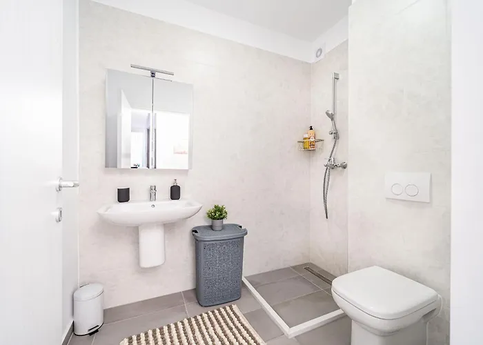 Skyline Sunset View -xcity Tower - By Openhouse شقة *