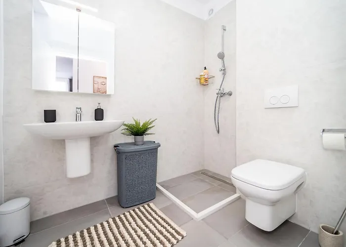 شقة Skyline Sunset View -xcity Tower - By Openhouse تيميشورا