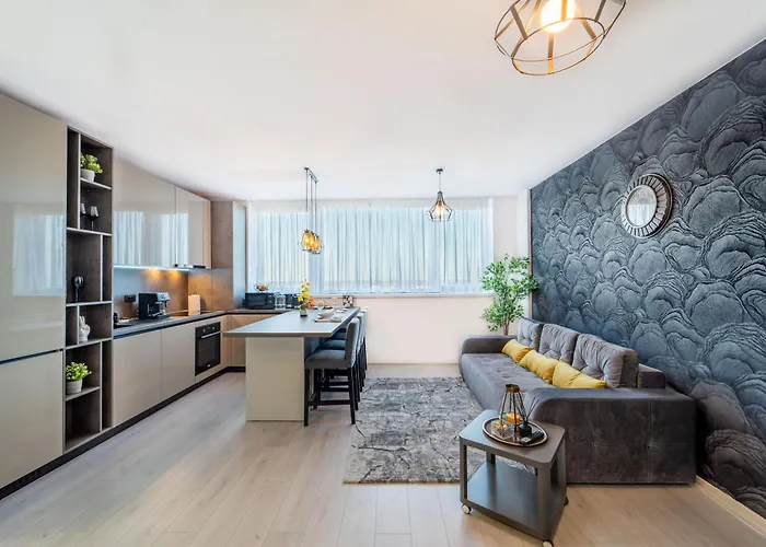 Skyline Sunset View -xcity Tower - By Openhouse شقة