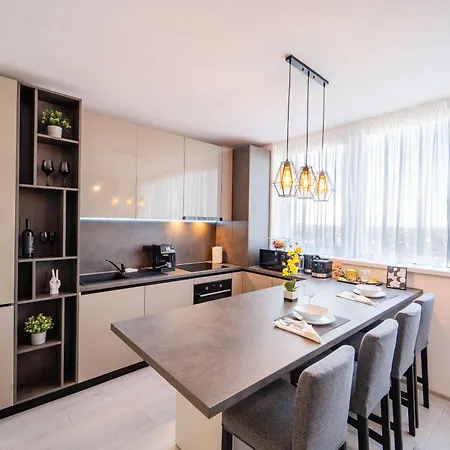 Apartmán Skyline Sunset View -xcity Tower - By Openhouse