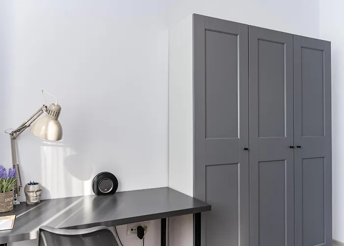 Lägenhet Skyline Sunset View -xcity Tower - By Openhouse