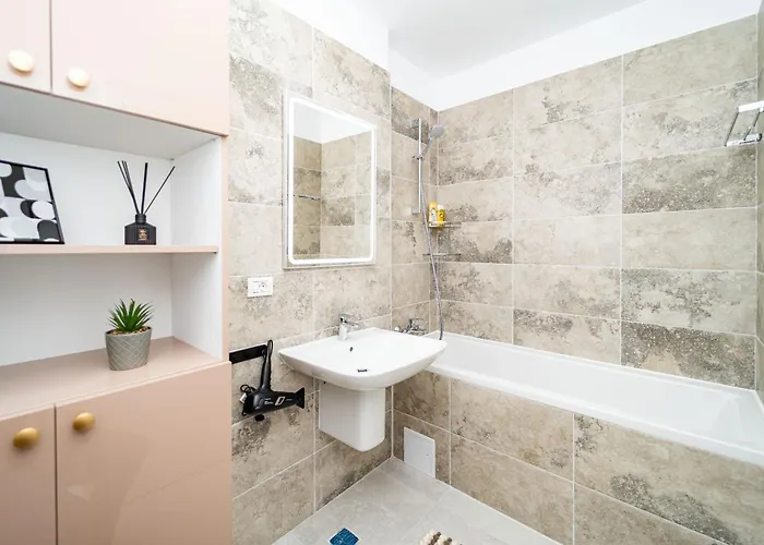 Skyline Sunset View -xcity Tower - By Openhouse * Timişoara